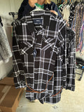 Long sleeve black and white plaid