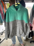 Sherpa pull over Gray and Mint